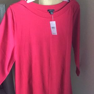 NWT Ann Taylor red 3/4 sleeve shirt.